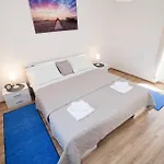 Spacious House Stefi With Grill Pula