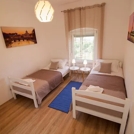 Spacious House Stefi With Grill Holiday home Pula