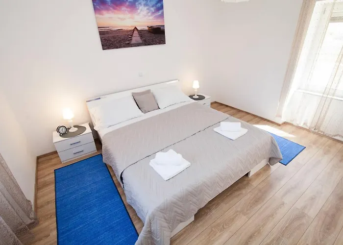 Spacious House Stefi With Grill Pula