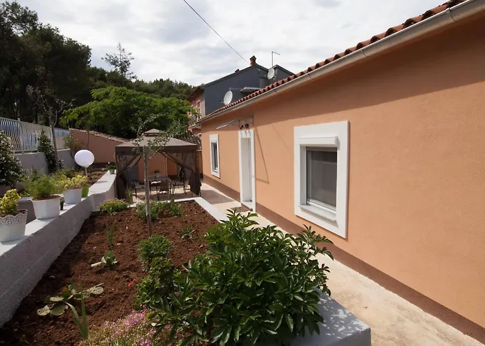 Feriehus Spacious House Stefi With Grill *