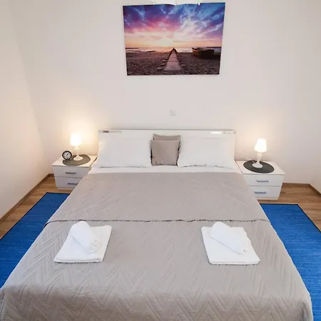 Spacious House Stefi With Grill Dom wakacyjny Pula