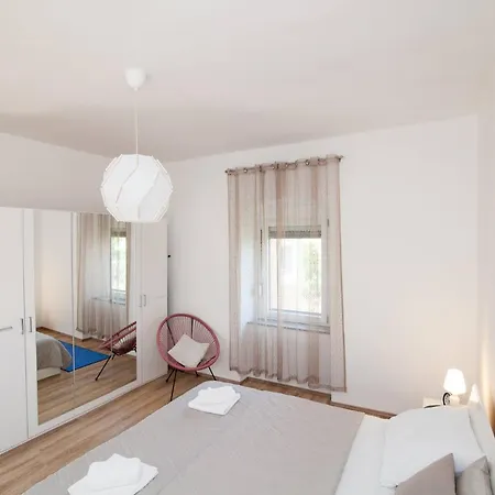 Dom wakacyjny Spacious House Stefi With Grill *