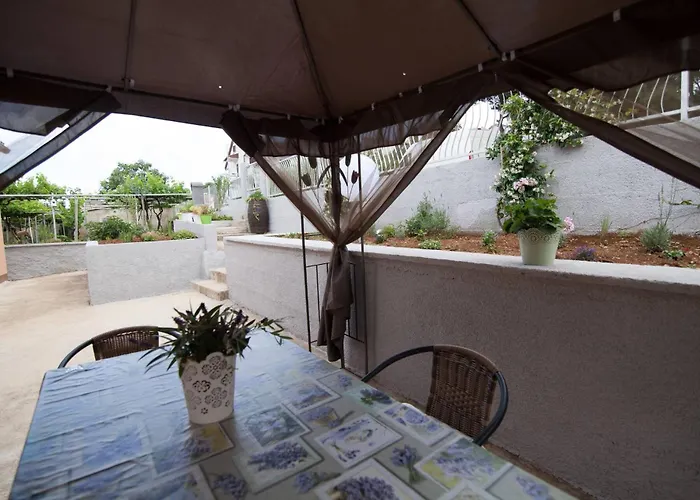 Spacious House Stefi With Grill * Póla